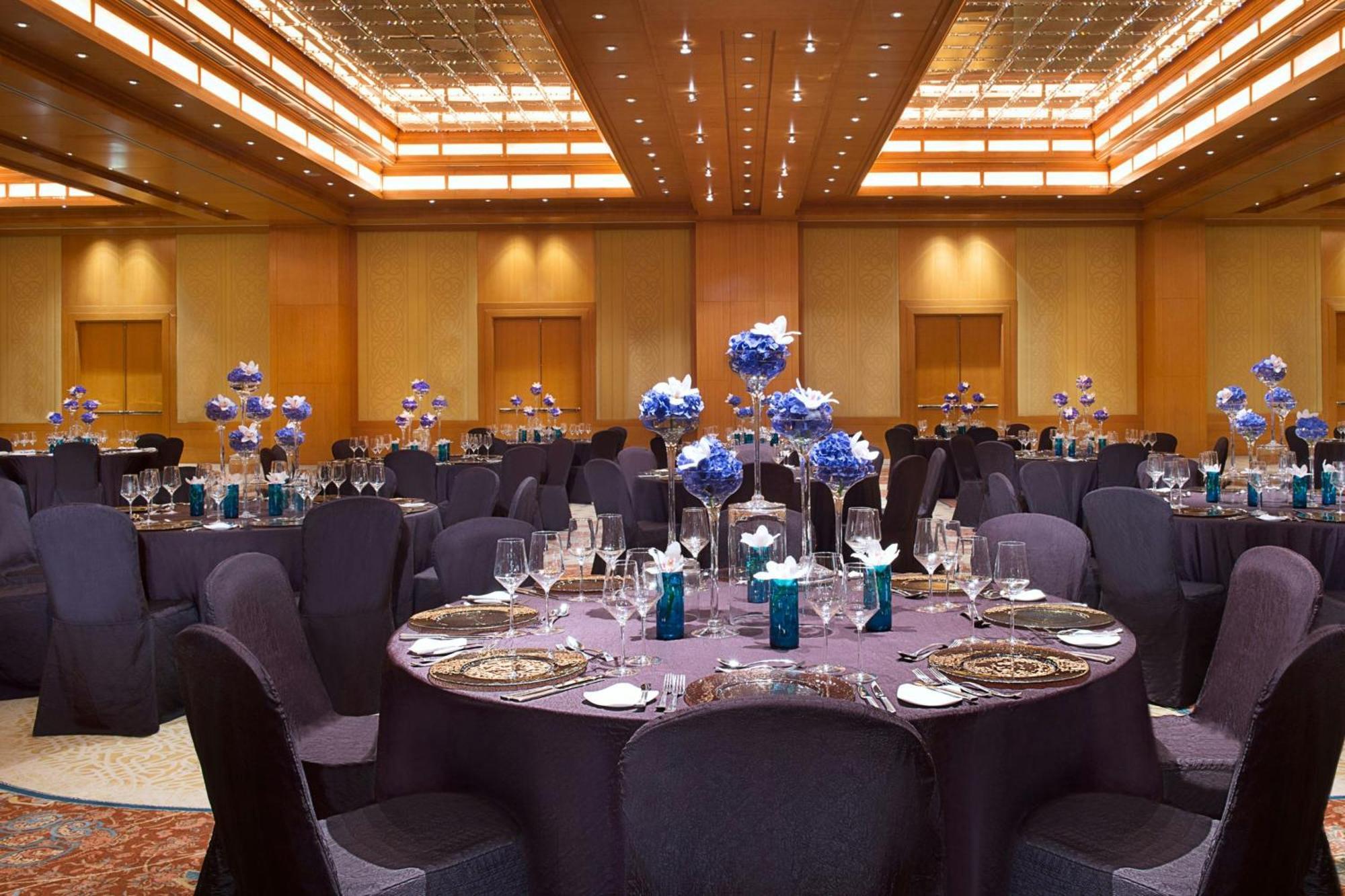 Ritz Carlton Difc Downtown Dubai Hotel Exterior photo